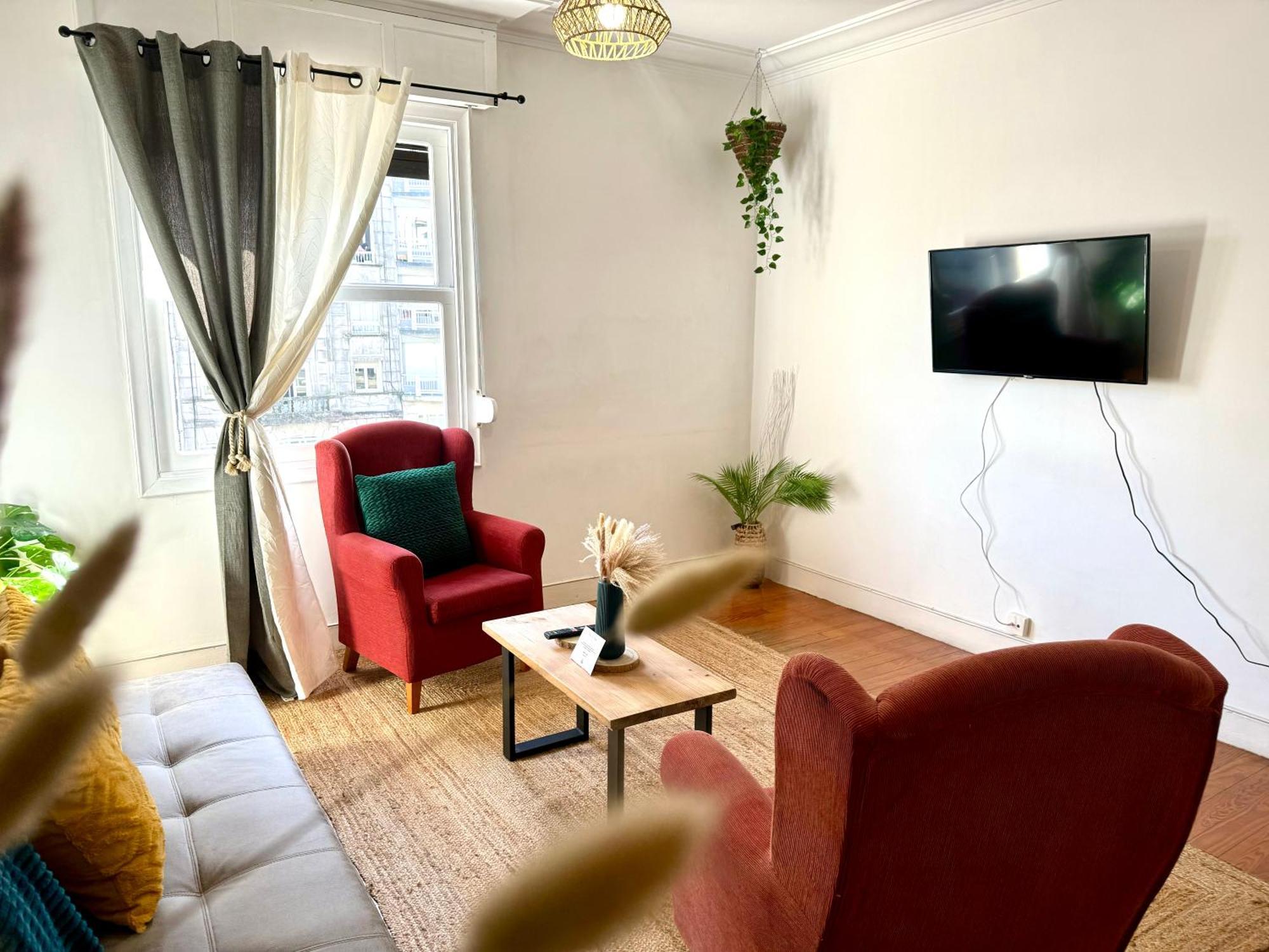 Marukichan, Apartamento En El Centro De Vigo Bagian luar foto