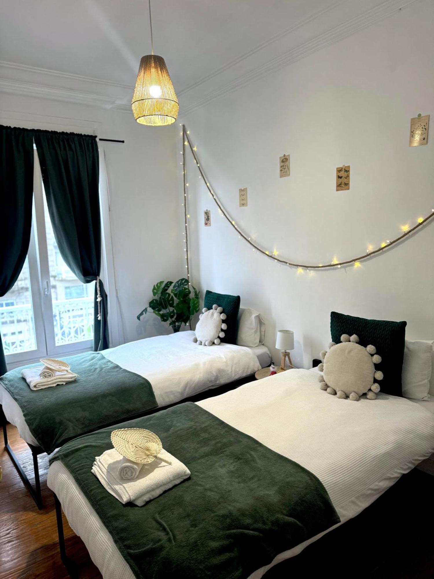 Marukichan, Apartamento En El Centro De Vigo Bagian luar foto